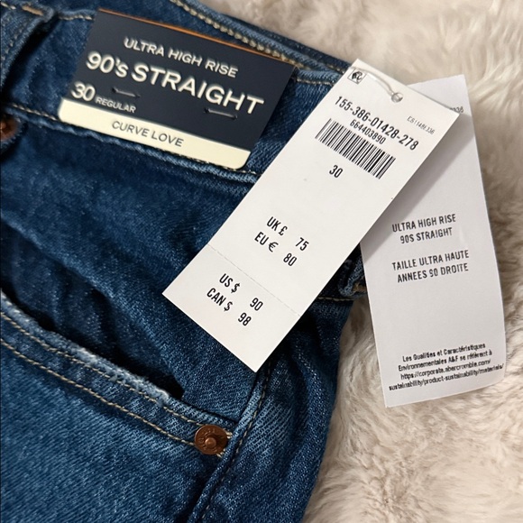 Womens ultra high rise 90s Straight Blue Jeans- BRAND NEW W TAGS ABERCROMBIE - Picture 2 of 14